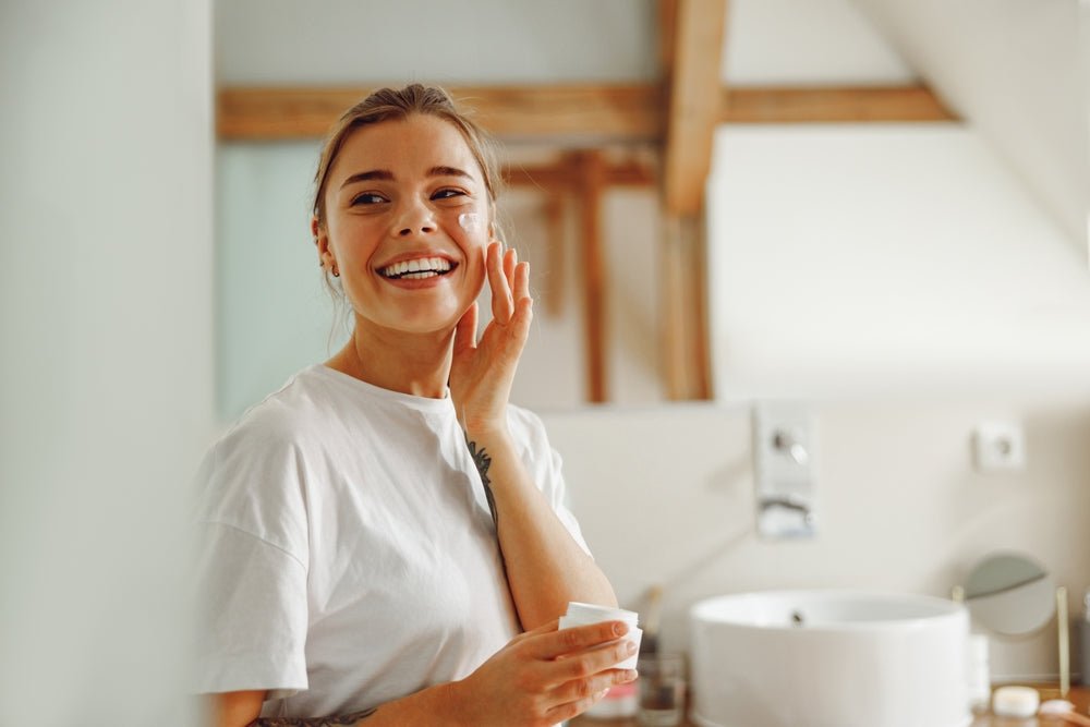 The Ultimate Guide to Achieving Dewy Skin through Hydration and Nutrition - pure•yeva